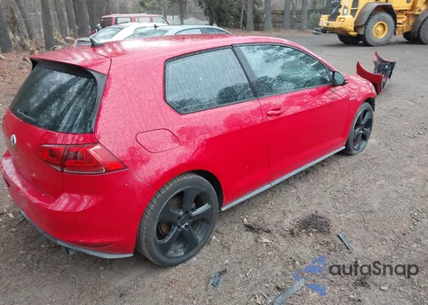 2015 Volkswagen Golf Gti 2.0T S 2-Door z USA, uszkodzony, nr VIN 3VWTT7AUXFM032469